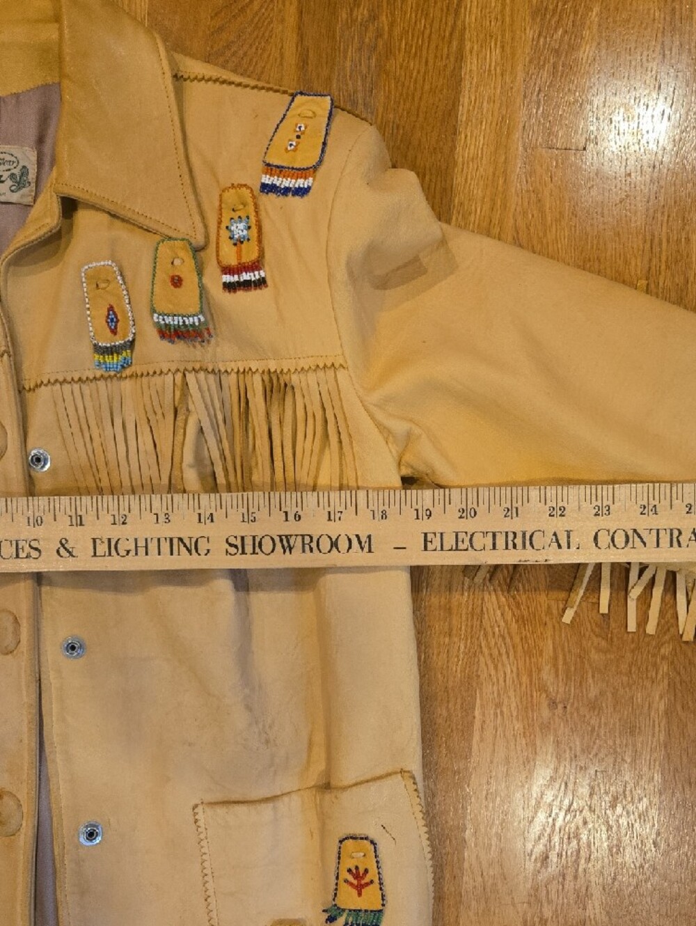 Vintage Danzy Tan Suede Western Jacket with Multicolor Beadwork - Picture 7 of 10
